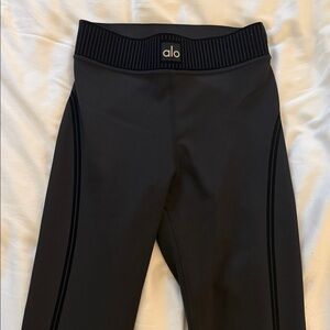 ALO Airlift High-Waist 7/8 Line Up Legging